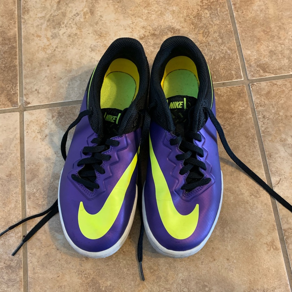 Nike Hypervenom Phelon Indoor Soccer Shoes